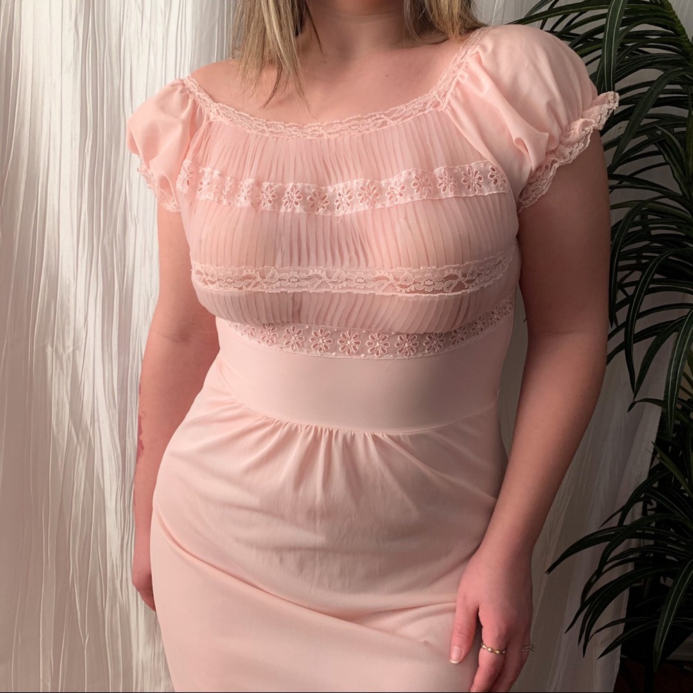 Vintage 1940s-50s Pink Prairie Nylon slip dress